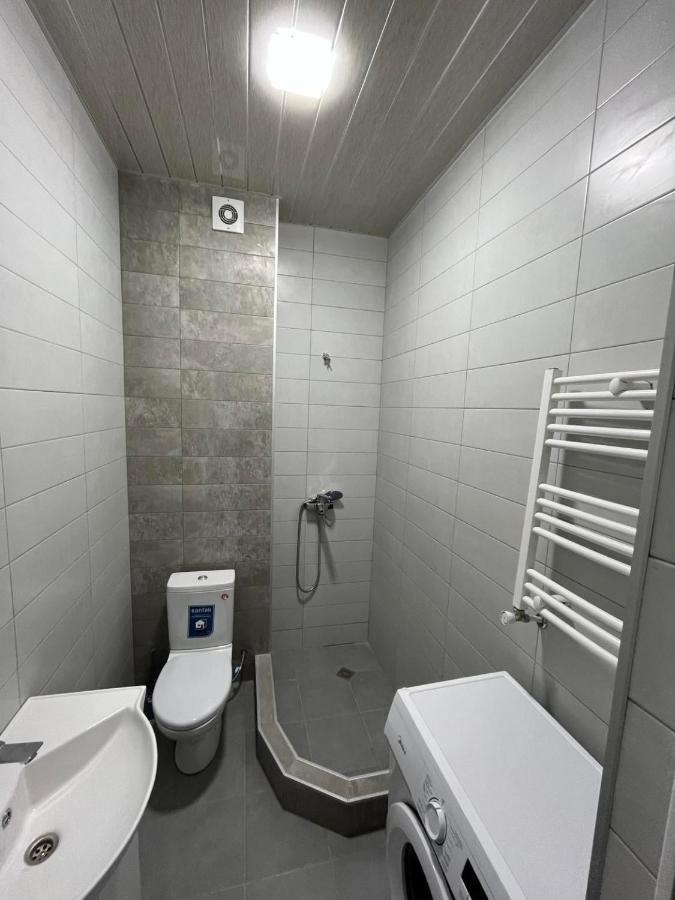 Apartment Gamsakhurdia Strret In Kutaisi Exterior foto