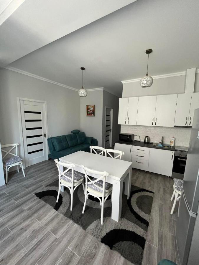Apartment Gamsakhurdia Strret In Kutaisi Exterior foto