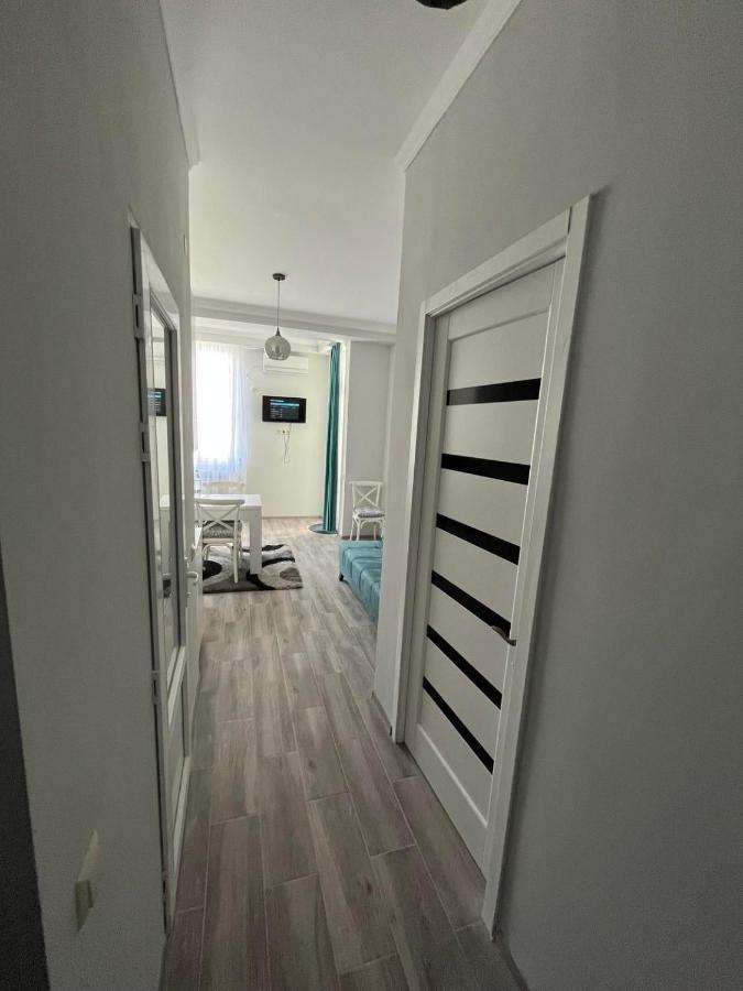 Apartment Gamsakhurdia Strret In Kutaisi Exterior foto